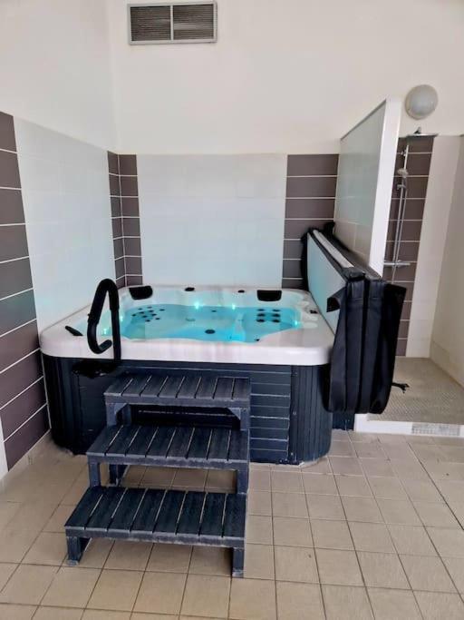Charmante Petite Maison Pour 4 Personnes Cdc Fr90C10G Dolus de Oleron Bagian luar foto
